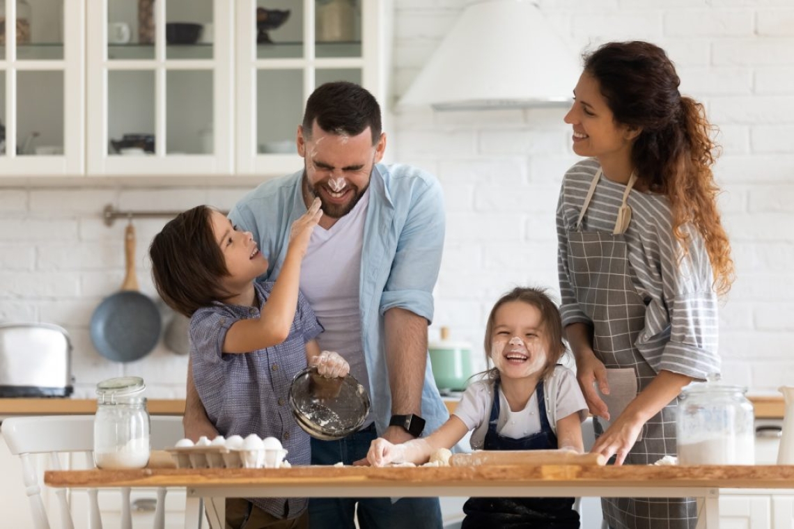 La famille au cœur du changement: comment ONU Femmes Tunisie agit pour bâtir des sociétés plus égalitaires