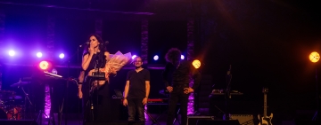 Yasmine Hamdan retrouve son public à l’amphithéâtre de Hammamet