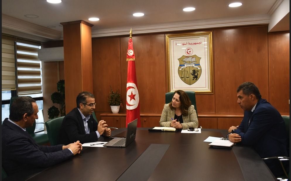 Les  voitures électriques en Tunisie sous la loupe du ministère de l’industrie